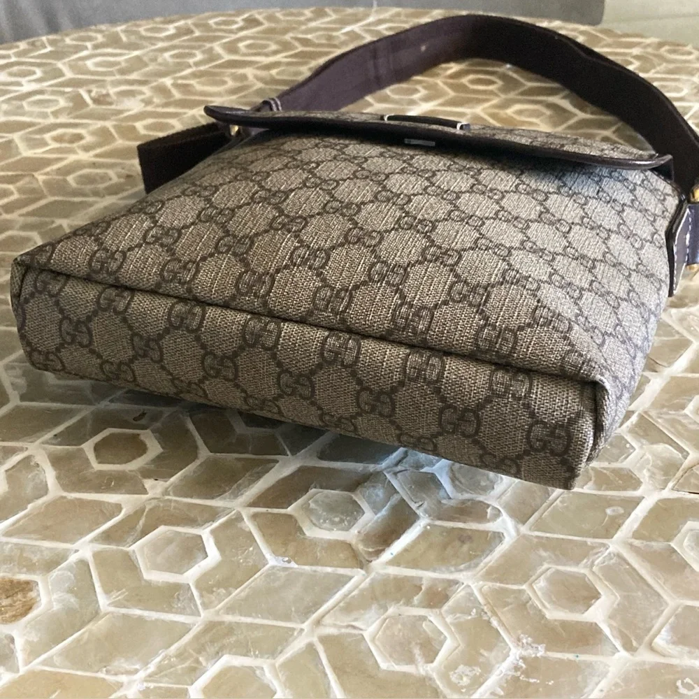 SOLD!  Gucci Flap Messenger GG Coated Canvas bag - Picture 6 of 15